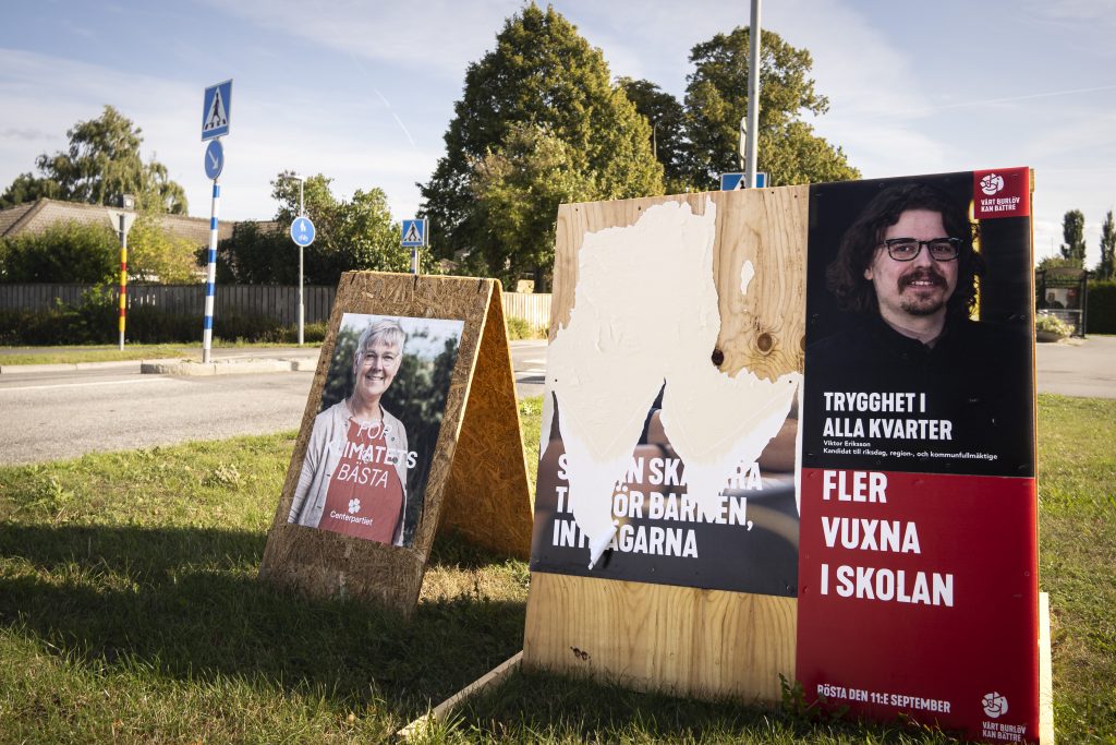 Förstörda valaffischer